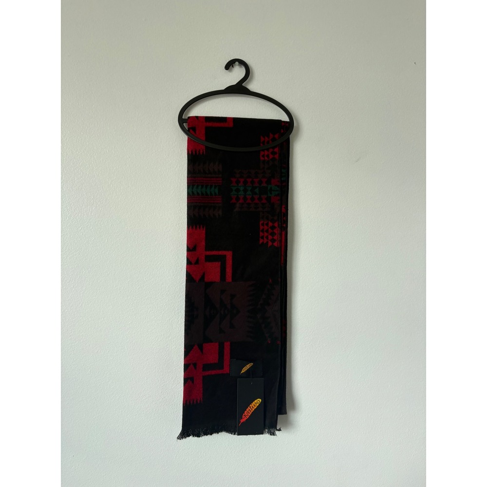 Nativo Soft Scarf – Native Pattern – NWT
